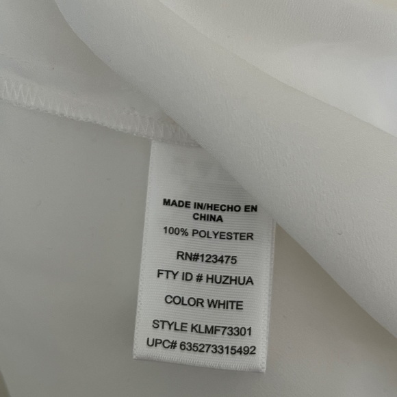 Kenneth Cole Reaction Women’s White Blouse w/ Black Trim & Roll Sleeves - Large - Picture 11 of 12